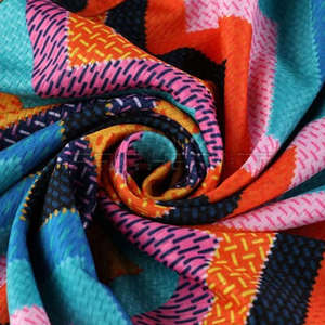 กางเกงขาสั้นผู้ชายผ้าฝ้ายขนสัตว์ 100% เป็นมิตรกับสิ่งแวดล้อม ขายส่ง รับสกรีนโลโก้ เอวยางยืดปานกลาง พิมพ์ลายเรียบง่าย สวมใส่สบาย เหมาะสำหรับกิจกรรมกลางแจ้ง - Product Image 5