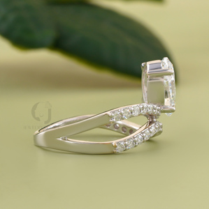 VVS VS DEF 1.51 CT Oval Cut Lab Grown Diamond <b>Ring</b> 14K White Gold <b>Split</b> Shank Pave Diamonds Modern Wedding Bridal Jewelry Gift - Product Image 4