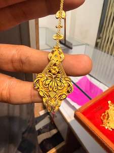 Tikli Maang Tikka en or massif 22 carats, bijou de front en or jaune véritable, accessoire de cheveux de mariée indienne, coiffe de mariage traditionnelle - Product Image 6