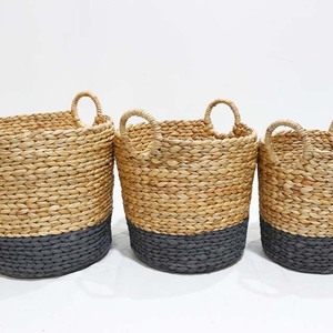 Panier de rangement rond en jonc de mer tressé à la main, écologique, avec poignées, pour la buanderie, la salle de bain, la cuisine et le salon - Product Image 1