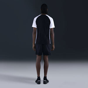 ชุดฟุตบอลทีม ชุดสโมสร แบรนด์ดิ้งตามสั่ง แบบซับลิเมชั่น ระบายอากาศได้ดี เสื้อและกางเกงขาสั้นประสิทธิภาพสูง ขายส่ง ชุดกีฬา รับผลิตแบบ OEM - Product Image 1