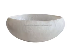 Bol à salade et noix en résine artisanale avec effet marbre et motif Aqua Swirl unique utilisé dans la cuisine et le restaurant de l'hôtel - Product Image 2