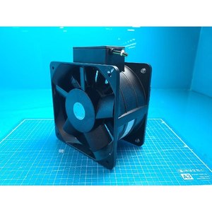 Caja de terminales de alimentación para ventilador ORIENTAL MOTOR MRW18-TTA, usada como tal, piezas de equipos semiconductores Legacy - Product Image 5