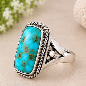Anillo de Plata con Turquesa Mohave, Anillo de Plata de Ley 925, Anillo con Piedra Preciosa de Turquesa Azul, Anillo Estilo Boho Occidental - Product Image 3