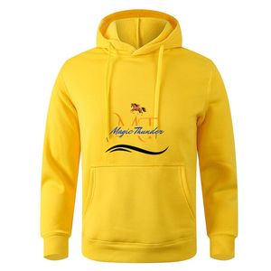 เสื้อฮู้ดดี้ผู้ชายสีเหลืองคุณภาพสูง พิมพ์ลายม้าวิเศษ สายฟ้า ด้านหน้า แขนยาวปกติ มีกระเป๋าจิงโจ้ - Product Image 1