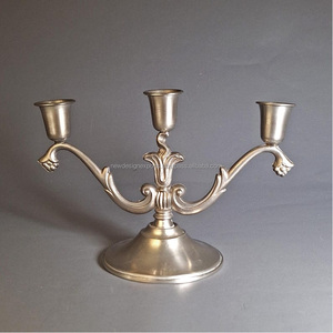 Candelabro de Metal Fundido de Alta Resistencia con 3 Luces • Decoración de Lujo para Bodas, Banquetes y Eventos - Product Image 6