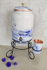 Distributeur d'eau en cuivre avec design en marbre bleu et accents en cuivre pour usage domestique - Product Image 5