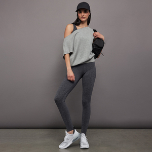 Sudadera Oversize Gris para Mujer con Hombros Descubiertos, Manga Corta, Ajuste Holgado, Hombro Caído, Color Liso, Estilo Casual, Top Pullover para Otoño - Product Image 4