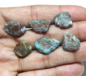 Pierre précieuse turquoise brute d'Arizona, plaque de turquoise naturelle d'Arizona pour la fabrication de pendentifs et de bijoux. - Product Image 3