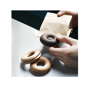 ที่หนีบถุงขนม/อาหาร คุณภาพสูง ทำจากไม้แบล็ควอลนัท สำหรับโรงแรม/ครัวเรือน ราคาประหยัด - Product Image 4