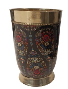 Verre à eau en laiton gravé de qualité supérieure, fait à la main, gravé, pour la cuisine, la salle à manger, les boissons ayurvédiques, articles de bien-être - Product Image 3
