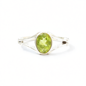 2.1 Grams <b>Peridot</b> Fashion <b>Ring</b> - Product Image 2