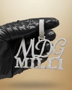 Colgante de moissanita VVS con diseño personalizado, joyería fina, colgante con inicial de letra, colgante con nombre, colgante hip hop completamente cubierto de circonitas para mujer - Product Image 3