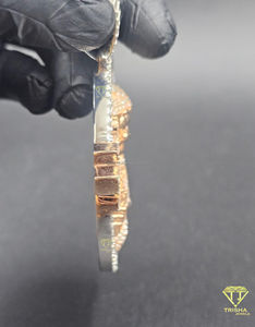 Pendentif personnalisé en diamant avec personnage de dessin animé, médaillon rond glacé, bijou tendance hip-hop - Product Image 3