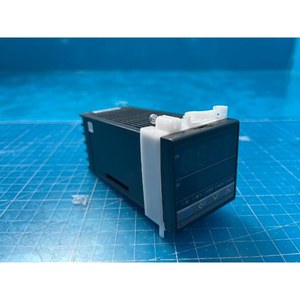 Contrôleur de température PID série RKC CB100, disjoncteur CB100, utilisé comme pièce détachée d'équipement semi-conducteur ancien - Product Image 3