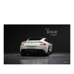 Aston Martin Vanquish 5.9 V12 Coupé, Agosto 2018, 8,709 km, Volante a la Izquierda, Caja de Cambios Automática - Product Image 4