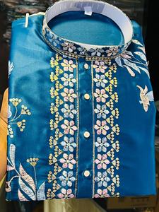 Kurta de Boda Premium para Hombre, en Satén Malai, Bordada, con Diseño de Gala - Product Image 4