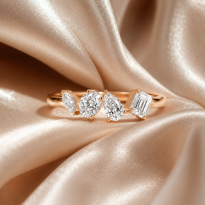 แหวนเพชรทรงอสมมาตรทองคำโรสโกลด์ 14K เพชรเพาะเลี้ยงในห้องปฏิบัติการ |   แหวนหมั้นเพชรเจียระไนแบบผสม |   เพชร VVS ความใสระดับ IGI รับรองคุณภาพ หรูหรา ประณีต - Product Image 2