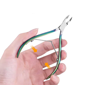 Service OEM, pinces à cuticules professionnelles en acier inoxydable personnalisables pour les doigts, avec une large ouverture de mâchoire et une lame incurvée - Product Image 6