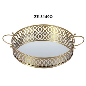 Plateau décoratif rond en métal avec base miroir et motif géométrique ZE-3149O, style glamour pour table basse - Product Image 1
