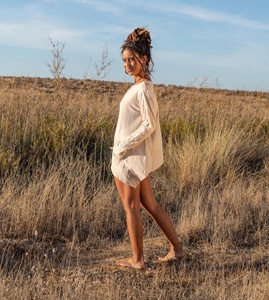 Túnica Boho Ligera de Algodón con Mangas Largas, Estilo Top, Tela Suave y Transpirable para un Uso Diario sin Esfuerzo - Product Image 1