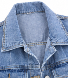 เสื้อแจ็คเก็ตยีนส์ผู้หญิง แขนสามส่วน ปกพับได้ สีพื้น ปิดด้วยกระดุม - Product Image 2