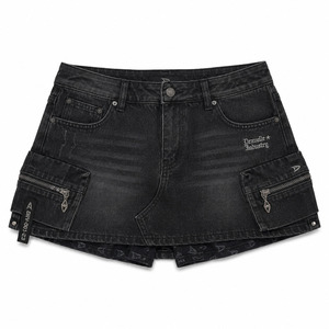 กระโปรงยีนส์ Cyber Cargo Denim Skort สำหรับผู้หญิง รุ่น Y2K สีดำฟอก ทรงมินิสั้นเอวต่ำ พร้อมกระเป๋าซิป และดีไซน์สไตล์สตรีทแวร์ - Product Image 1