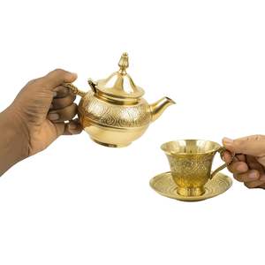 Service à thé en laiton fait main indien, style vintage, avec tasse et soucoupe à motif paon, pour service royal, prix de gros. - Product Image 3