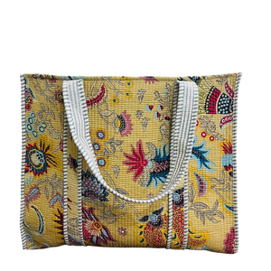 Bolso de Hombro Tipo Tote de Algodón 100% con Estampado Floral Amarillo, Estilo Bohemio Tradicional, Ideal para la Playa, Viajes y Compras - Product Image 1