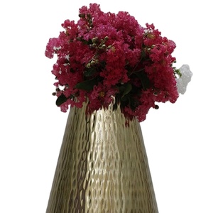 Fantaisie grand métal en fer doré placage Vase à fleurs vente chaude martelé Design Pot de fleur maison et jardin déco Vases en métal - Product Image 1