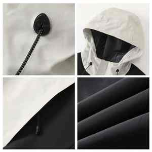 Chaqueta de Esquí Impermeable Personalizada para Hombre, la Mejor Chaqueta de Invierno con Capucha, Chaqueta de Esquí de Dos Tonos Personalizada para Hombre - Product Image 4