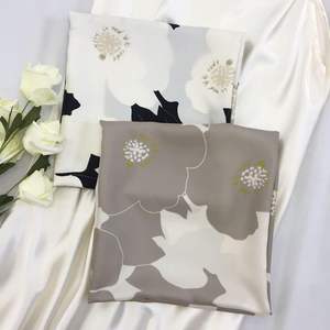 Pañuelo de Seda Satinada de Lujo para Mujer, Pañuelo Cuadrado de Moda para la Cabeza, Pañuelo para el Cabello, Pañuelo para el Cuello, Elegante Pañuelo Estampado de Diseñador para Damas - Product Image 2