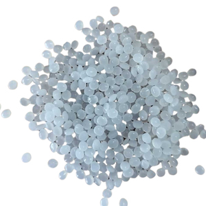 เม็ดพลาสติกโพลีเอทิลีนชนิด LLDPE คุณภาพสูงสำหรับการอัดรีดฟิล์มทางการเกษตร แหล่งส่งออกจำนวนมาก พร้อมวัสดุบรรจุภัณฑ์ที่แข็งแรงทนทาน - Product Image 1