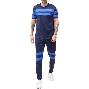 Ensemble de survêtement d'été pour homme en coton 100% de haute qualité, léger, respirant, séchage rapide, logo personnalisable, couleur personnalisable - Product Image 2