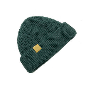 Bonnet en jacquard professionnel de haute qualité pour l'hiver, meilleur prix, design personnalisable, fabriqué au Pakistan. - Product Image 3