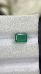 Émeraude naturelle certifiée du Zambie, taille octogonale, pierre à bon lustre, pierre précieuse non montée pour la création de bijoux, 1,44 carat - Product Image 5