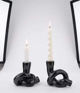 Grand bougeoir moderne noir en aluminium noué, moulé texturé, fait main, centre de table pour la maison, pour la Saint-Valentin et Pâques - Product Image 1