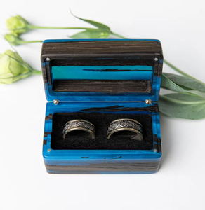 Boîte à bagues unique en bois et résine à double compartiment, faite à la main, style rustique, pour fiançailles, mariage, vente en gros - Product Image 3