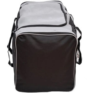 Sac de voyage multifonctionnel élégant pour le sport et la gym, fabriqué avec un matériau imperméable de qualité supérieure et une bandoulière réglable - Product Image 3