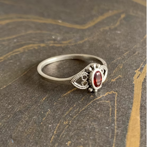 Dainty <b>Garnet</b> Gemstone Handmade 925 <b>Silver</b> <b>Ring</b> For Unisex Everyday Wear Fine Custom Jewelry Perfect For Gift Occasions - Product Image 3