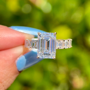 Unisex Emerald Oval Cut Diamond Engagement <b>Ring</b> Prong Setting 4.35Carat Lab-Grown IGI Certified 14k Eternity Vermeil Wedding - Product Image 6