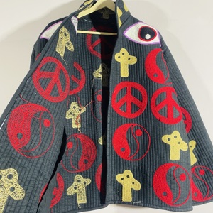 เสื้อแจ็คเก็ต Evil Eye เสื้อแจ็คเก็ต Peace Sign เสื้อแจ็คเก็ตหยินหยาง เสื้อแจ็คเก็ตโบโฮ เสื้อแจ็คเก็ตสำหรับงานเทศกาล เสื้อแจ็คเก็ตฮิปปี้ เสื้อแจ็คเก็ตแบบควิลท์ - Product Image 3