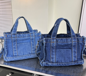 Sac fourre-tout en jean personnalisé OEM/ODM, vente en gros d'usine, sacs à bandoulière bleus délavés pour femmes, grande capacité, faible MOQ - Product Image 1