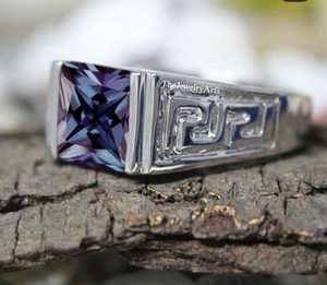 Anillo de Alexandrita para Hombre, Alexandrita que Cambia de Color con Corte Cuadrado, Anillo de Compromiso de Plata Maciza, Regalo de Piedra de Nacimiento para Él - Product Image 6