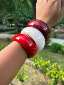 Brazalete de Resina Acrílica Personalizado con Diseño de Mármol Marrón Ámbar, Joyería para Mujer, Pulsera Gruesa Redonda, Accesorio Geométrico Personalizado - Product Image 6