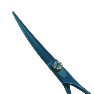 Tijeras de Corte de Pelo Profesionales de Titanio Azul de Última Tendencia con Pivote de Diamante, Fabricadas en Pakistán - Product Image 5