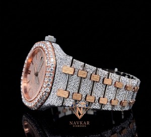 Montre de luxe la plus vendue en acier inoxydable sertie de pierres VVS Moissanite, cadran en verre, haute qualité, bijou hip-hop, cadeau - Product Image 5