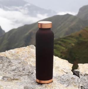 Bouteille d'eau en cuivre noir, bouteille en cuivre mat, vaisselle en cuivre pur, bouteille ayurvédique en cuivre, gourde en cuivre noir, gourde en cuivre - Product Image 1