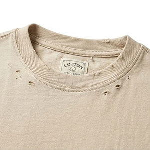 T-shirts délavés effet usé, coupe oversize en coton, style streetwear, hauts décontractés avec motifs graphiques personnalisés et détails délavés et effilochés - Product Image 4