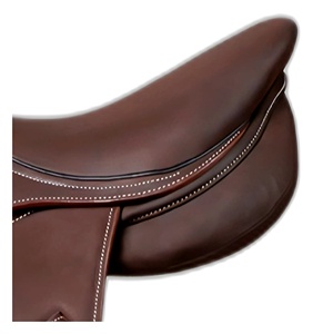 Silla de Montar Inglesa de Cuero Marrón para Doma Clásica con Arco de Madera, Cómoda y Personalizable para Entrenamiento y Competición - Product Image 2